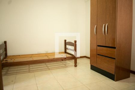 Quarto de casa à venda com 3 quartos, 102m² em Jacarepaguá, Rio de Janeiro