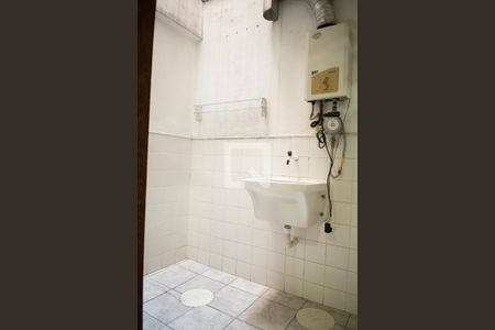 Casa à venda com 102m², 3 quartos e 1 vagaÁrea de Serviço