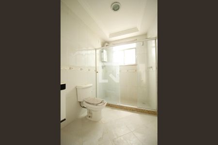 Apartamento para alugar com 95m², 2 quartos e sem vagaBanheiro