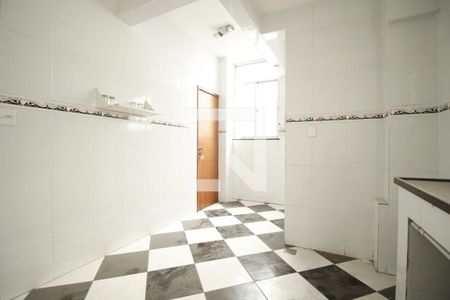 Apartamento para alugar com 95m², 2 quartos e sem vagaCozinha e Área de Serviço