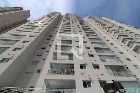 Apartamento para alugar com 80m², 2 quartos e 1 vagaFachada