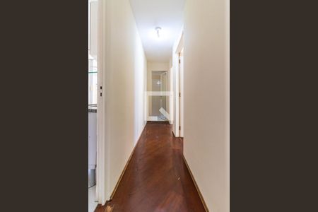 Corredor dos Quartos de apartamento para alugar com 2 quartos, 52m² em Vila Socorro, São Paulo