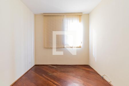 Quarto 1 de apartamento para alugar com 2 quartos, 52m² em Vila Socorro, São Paulo