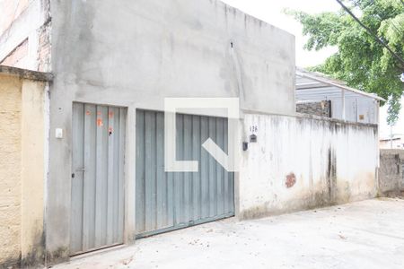 Casa para alugar com 45m², 1 quarto e sem vagaFachada 