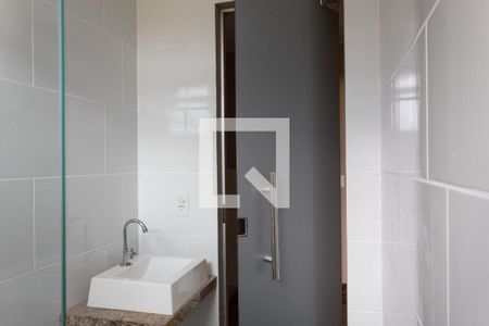 Casa para alugar com 45m², 1 quarto e sem vagaBanheiro - Torneira
