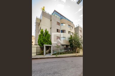 Apartamento para alugar com 92m², 3 quartos e 2 vagasFachada