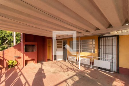 Casa à venda com 162m², 3 quartos e 1 vaga Casa à venda com 162m², 3 quartos e 1 vagaTerraço