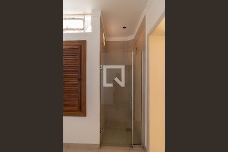 Casa à venda com 162m², 3 quartos e 1 vaga Casa à venda com 162m², 3 quartos e 1 vagaBanheiro 1