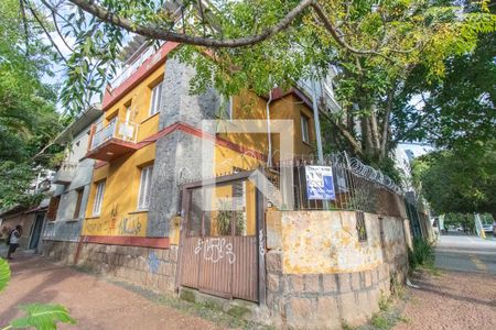 Casa à venda com 162m², 3 quartos e 1 vaga Casa à venda com 162m², 3 quartos e 1 vagaFachada
