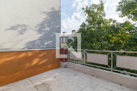 Casa à venda com 162m², 3 quartos e 1 vaga Casa à venda com 162m², 3 quartos e 1 vagaTerraço
