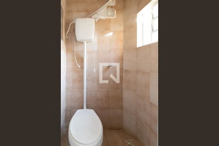 Casa à venda com 162m², 3 quartos e 1 vaga Casa à venda com 162m², 3 quartos e 1 vagaBanheiro 2