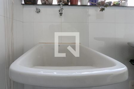 Apartamento à venda com 72m², 2 quartos e 1 vagaÁrea de Serviço