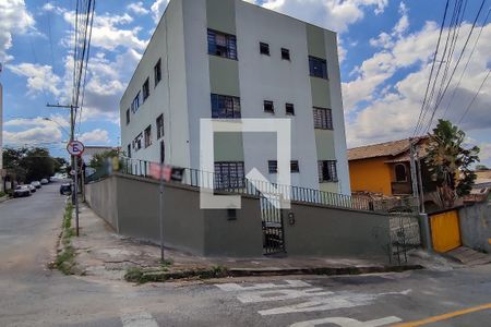 Apartamento à venda com 72m², 2 quartos e 1 vagaFachada