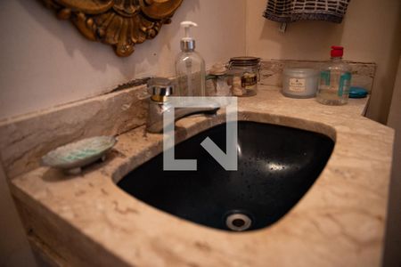 Apartamento à venda com 215m², 4 quartos e 2 vagasLavabo