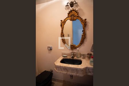 Apartamento à venda com 215m², 4 quartos e 2 vagasLavabo