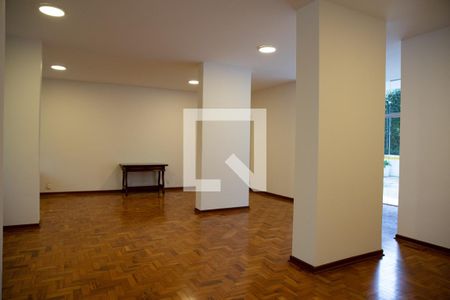 Apartamento à venda com 215m², 4 quartos e 2 vagasSalão de Festas