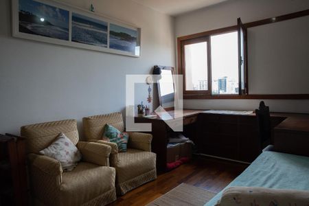 Apartamento à venda com 215m², 4 quartos e 2 vagasQuarto 3