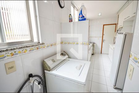 Apartamento à venda com 62m², 2 quartos e sem vaga Apartamento à venda com 62m², 2 quartos e sem vagaÁrea de Serviço