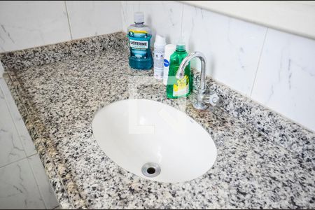 Apartamento à venda com 62m², 2 quartos e sem vaga Apartamento à venda com 62m², 2 quartos e sem vagaBanheiro
