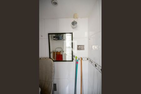 Apartamento à venda com 62m², 2 quartos e sem vaga Apartamento à venda com 62m², 2 quartos e sem vagaBanheiro de serviço