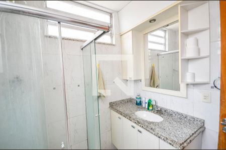 Apartamento à venda com 62m², 2 quartos e sem vaga Apartamento à venda com 62m², 2 quartos e sem vagaBanheiro