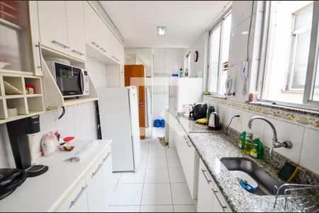 Apartamento à venda com 62m², 2 quartos e sem vaga Apartamento à venda com 62m², 2 quartos e sem vagaÁrea de Serviço