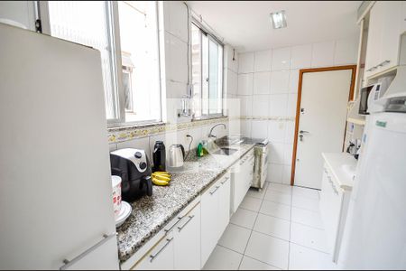 Apartamento à venda com 62m², 2 quartos e sem vaga Apartamento à venda com 62m², 2 quartos e sem vagaCozinha
