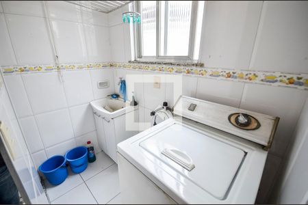 Apartamento à venda com 62m², 2 quartos e sem vaga Apartamento à venda com 62m², 2 quartos e sem vagaÁrea de Serviço