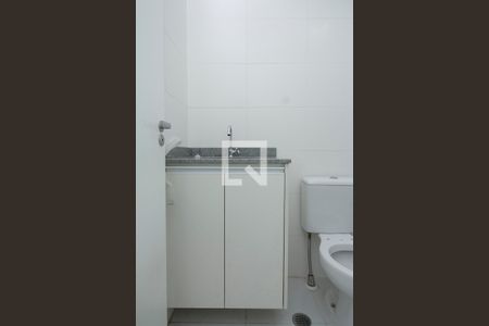 Apartamento para alugar com 58m², 2 quartos e 1 vaga Apartamento para alugar com 58m², 2 quartos e 1 vagaBanheiro Corredor