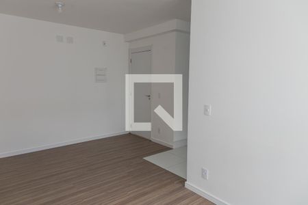 Sala de apartamento para alugar com 3 quartos, 73m² em Vila Mazzei, São Paulo