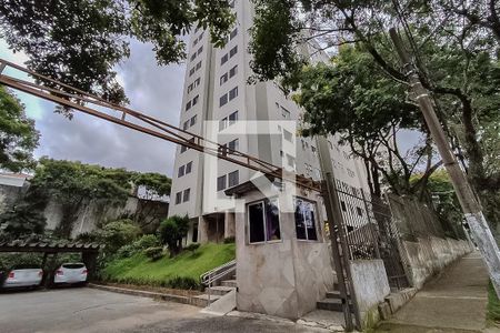 Apartamento para alugar com 68m², 2 quartos e 1 vaga Apartamento para alugar com 68m², 2 quartos e 1 vagaFachada
