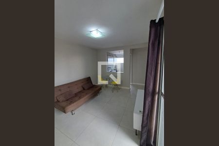 sala de apartamento para alugar com 3 quartos, 67m² em Ipiranga, São José