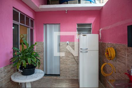 Casa à venda com 850m², 2 quartos e 1 vagaEntrada