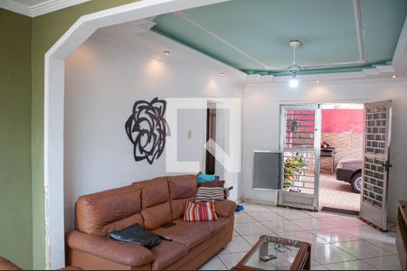 Sala de casa à venda com 2 quartos, 850m² em Curicica, Rio de Janeiro