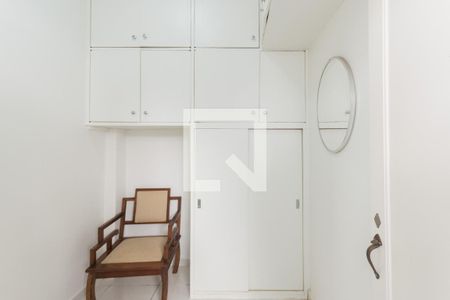 Apartamento para alugar com 100m², 3 quartos e 1 vaga Apartamento para alugar com 100m², 3 quartos e 1 vagaQuarto de Serviço