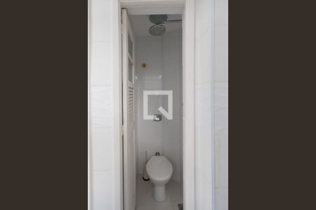 Apartamento para alugar com 100m², 3 quartos e 1 vaga Apartamento para alugar com 100m², 3 quartos e 1 vagaBanheiro de Serviço