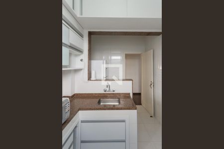 Apartamento para alugar com 100m², 3 quartos e 1 vaga Apartamento para alugar com 100m², 3 quartos e 1 vagaCozinha