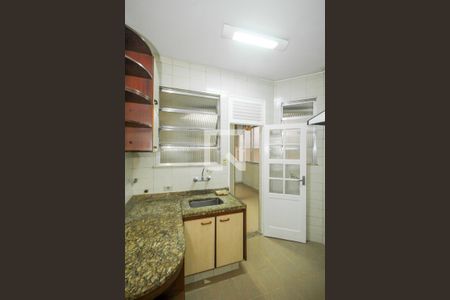 Apartamento à venda com 220m², 4 quartos e 1 vagaCozinha 