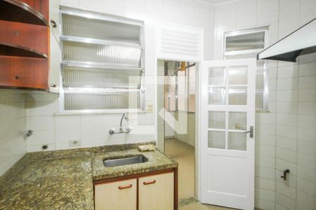 Apartamento à venda com 220m², 4 quartos e 1 vagaCozinha 