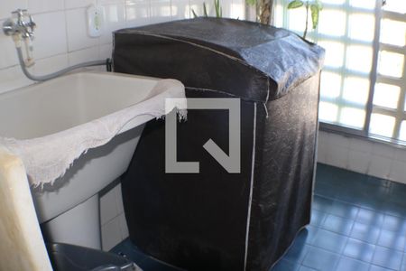 Apartamento à venda com 70m², 3 quartos e 1 vagaÁrea de Serviço