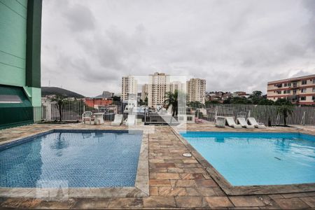 Apartamento à venda com 70m², 3 quartos e 1 vagaÁrea comum - Piscina