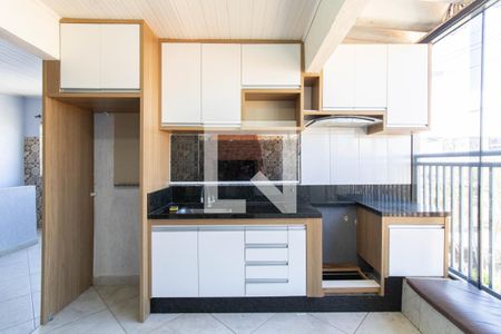 Casa à venda com 360m², 2 quartos e sem vaga Casa à venda com 360m², 2 quartos e sem vagaCozinha