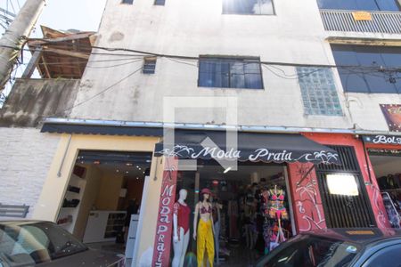 Casa à venda com 360m², 2 quartos e sem vaga Casa à venda com 360m², 2 quartos e sem vagaSalão Comercial Térreo