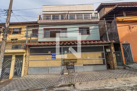 Casa para alugar com 120m², 2 quartos e sem vaga Casa para alugar com 120m², 2 quartos e sem vagaFachada