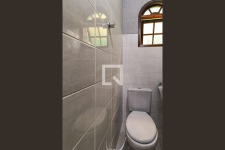 Casa à venda com 165m², 3 quartos e 2 vagas Casa à venda com 165m², 3 quartos e 2 vagasÁrea de Serviço - Banheiro