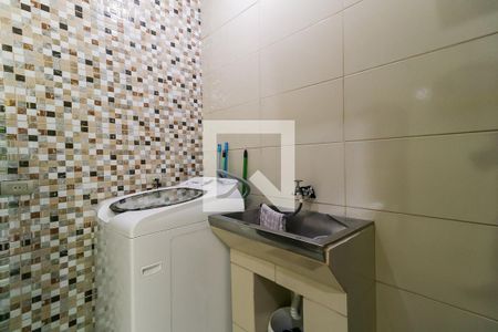 Casa à venda com 165m², 3 quartos e 2 vagas Casa à venda com 165m², 3 quartos e 2 vagasÁrea de Serviço