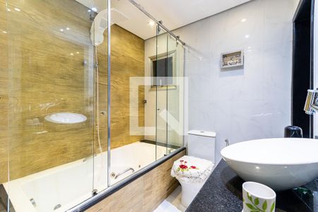 Apartamento à venda com 120m², 3 quartos e 2 vagasBanheiro quarto suíte