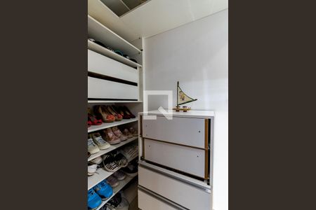 Apartamento à venda com 120m², 3 quartos e 2 vagasQuarto suíte