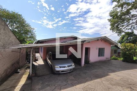 Casa à venda com 120m², 2 quartos e 1 vagaPátio