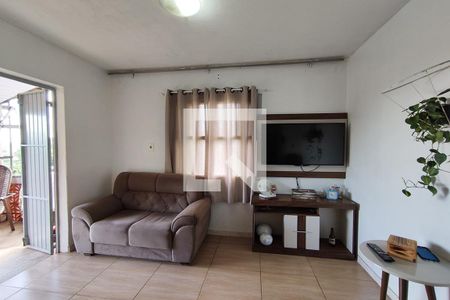 Casa à venda com 120m², 2 quartos e 1 vagaSala de TV